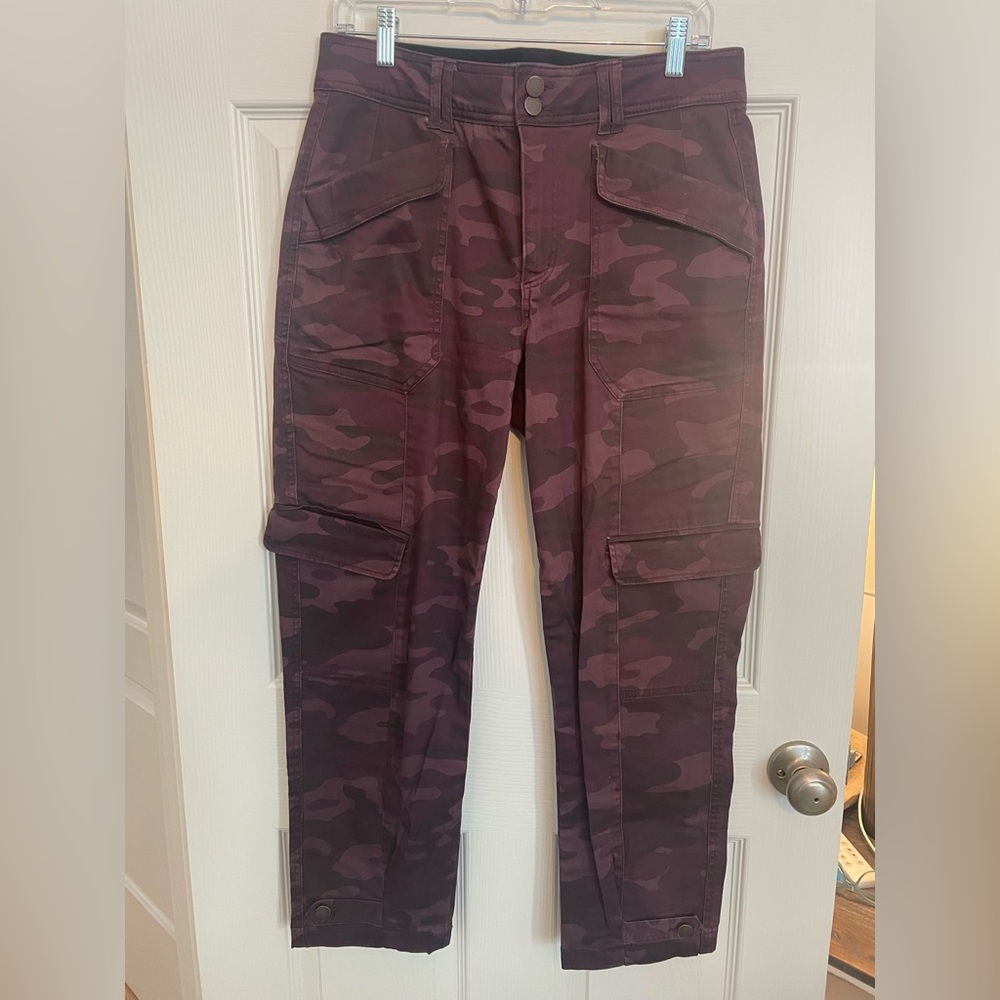 Democracy Women’s Purple Camouflage Cargo Pants